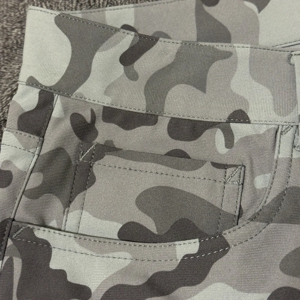 G/Fore Camo Golf Pants Men's Size 32/32‎ Green 5 Pocket Way Stretch